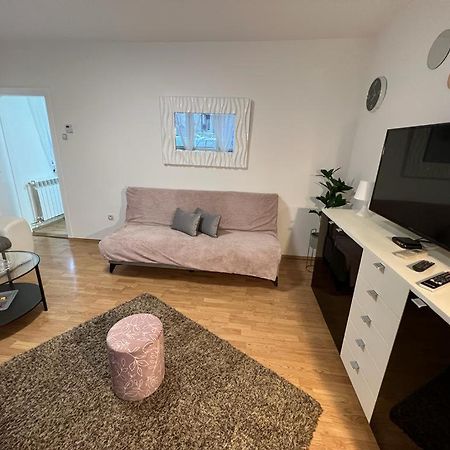 Apartman Lara Zagreb Exterior photo